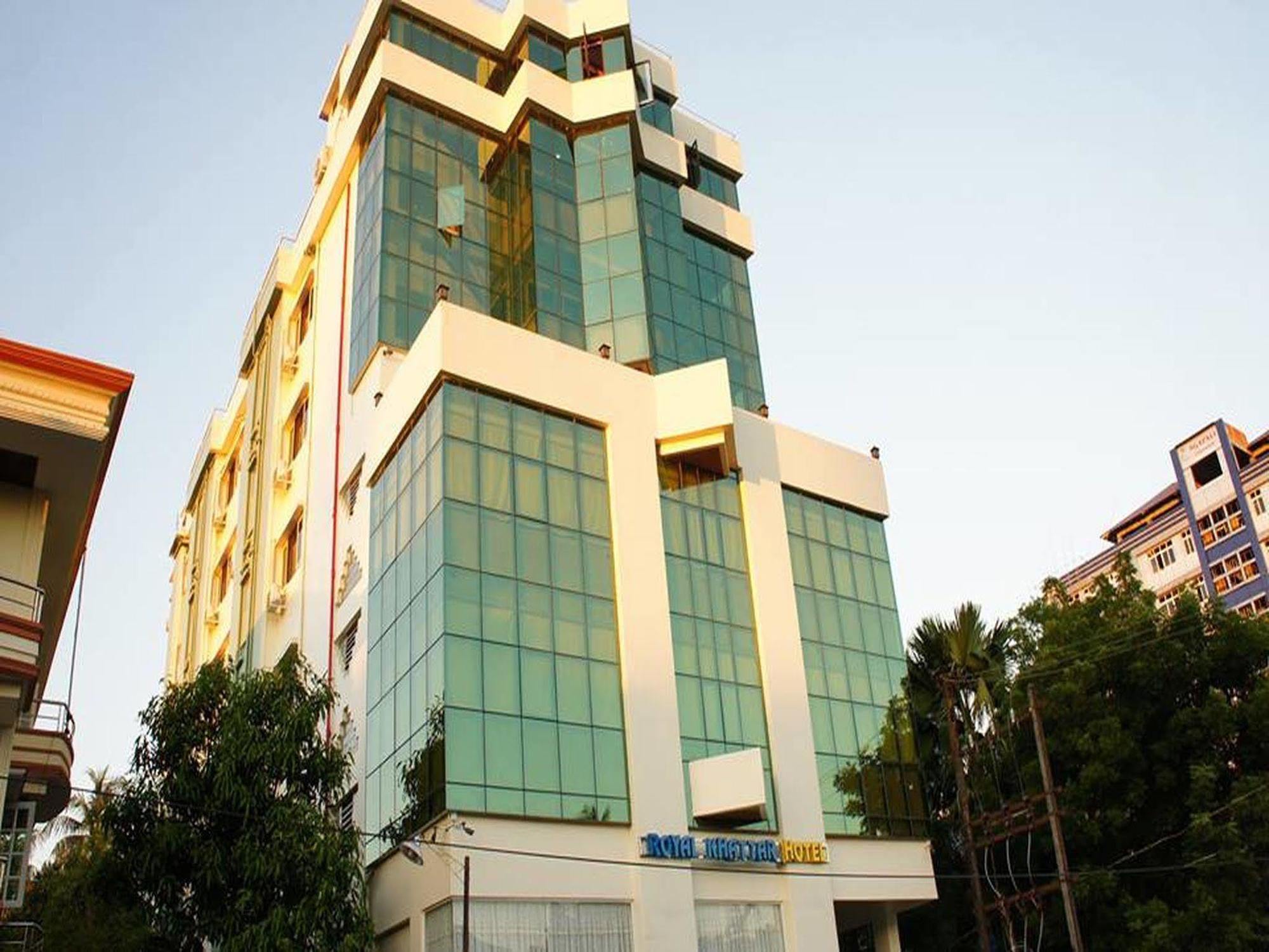 Royal Khattar Hotel Янгон Экстерьер фото